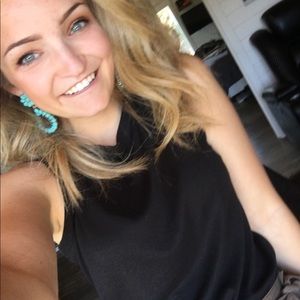 Meet your Posher, Mackenzie